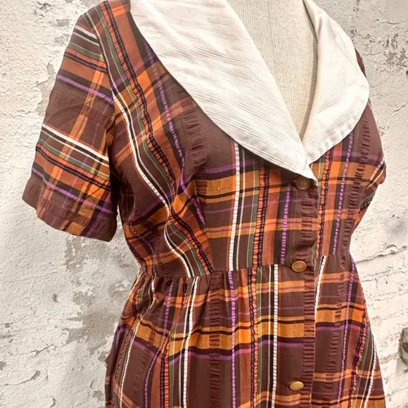 Vintage Prairie Plaid House Dress by Leisure Lady - Picture 3 of 9